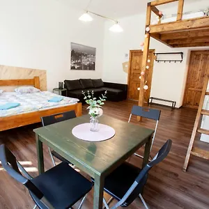 Wow Wow Appartement Praag